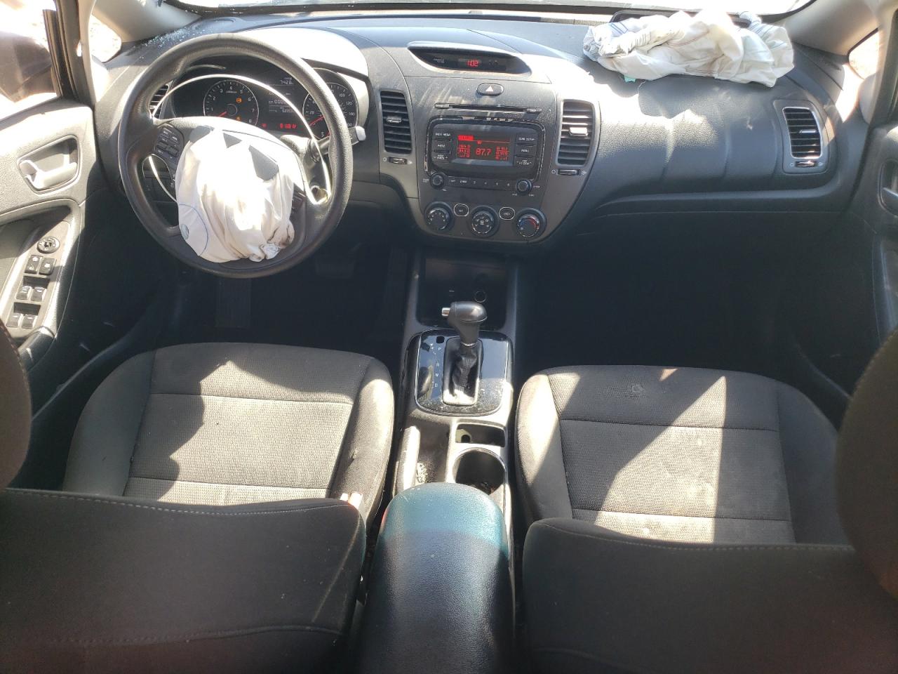 2018 Kia Forte - Image 8