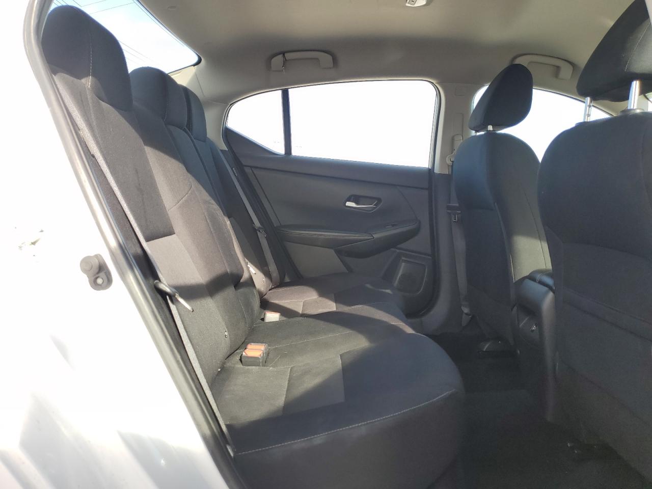 2022 Nissan Sentra - Image 10