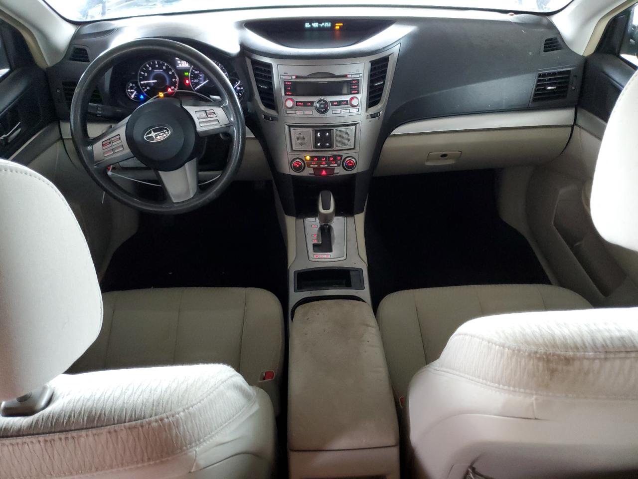 2011 Subaru Outback - Image 8