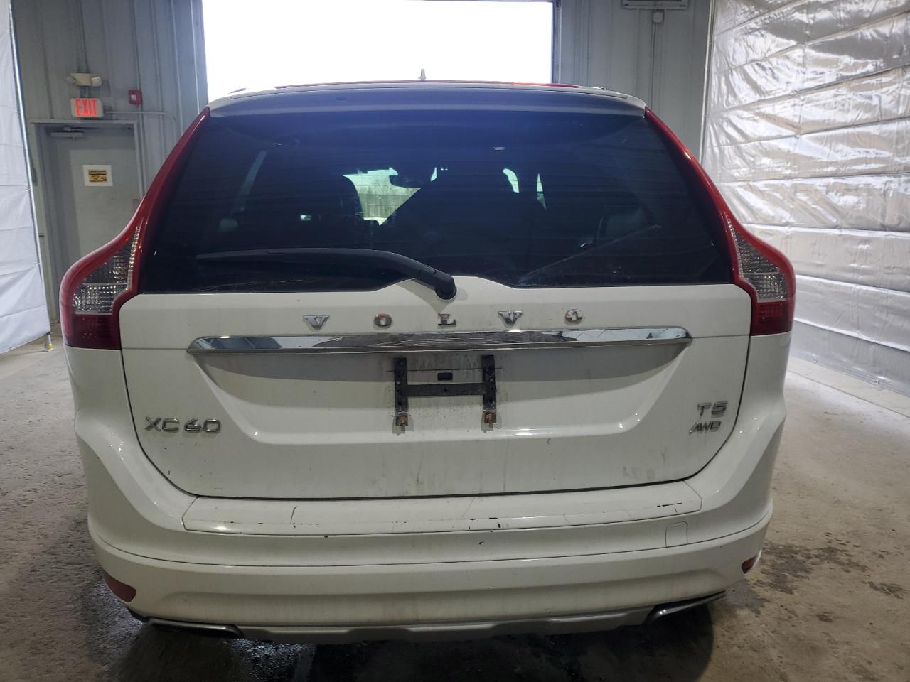 2016 Volvo XC60 - Image 6