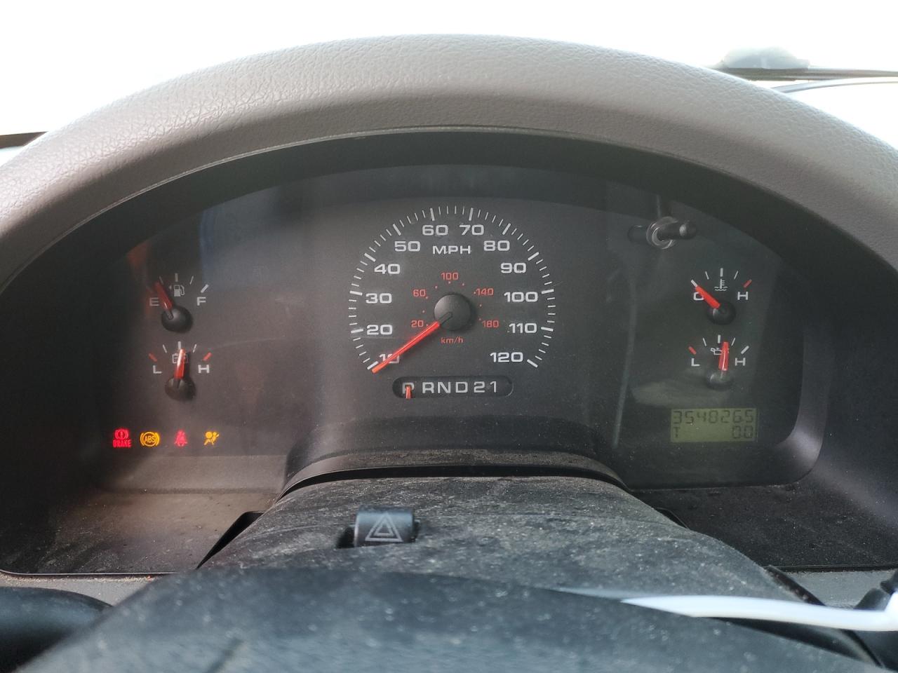 2005 Ford F-150 - Image 9