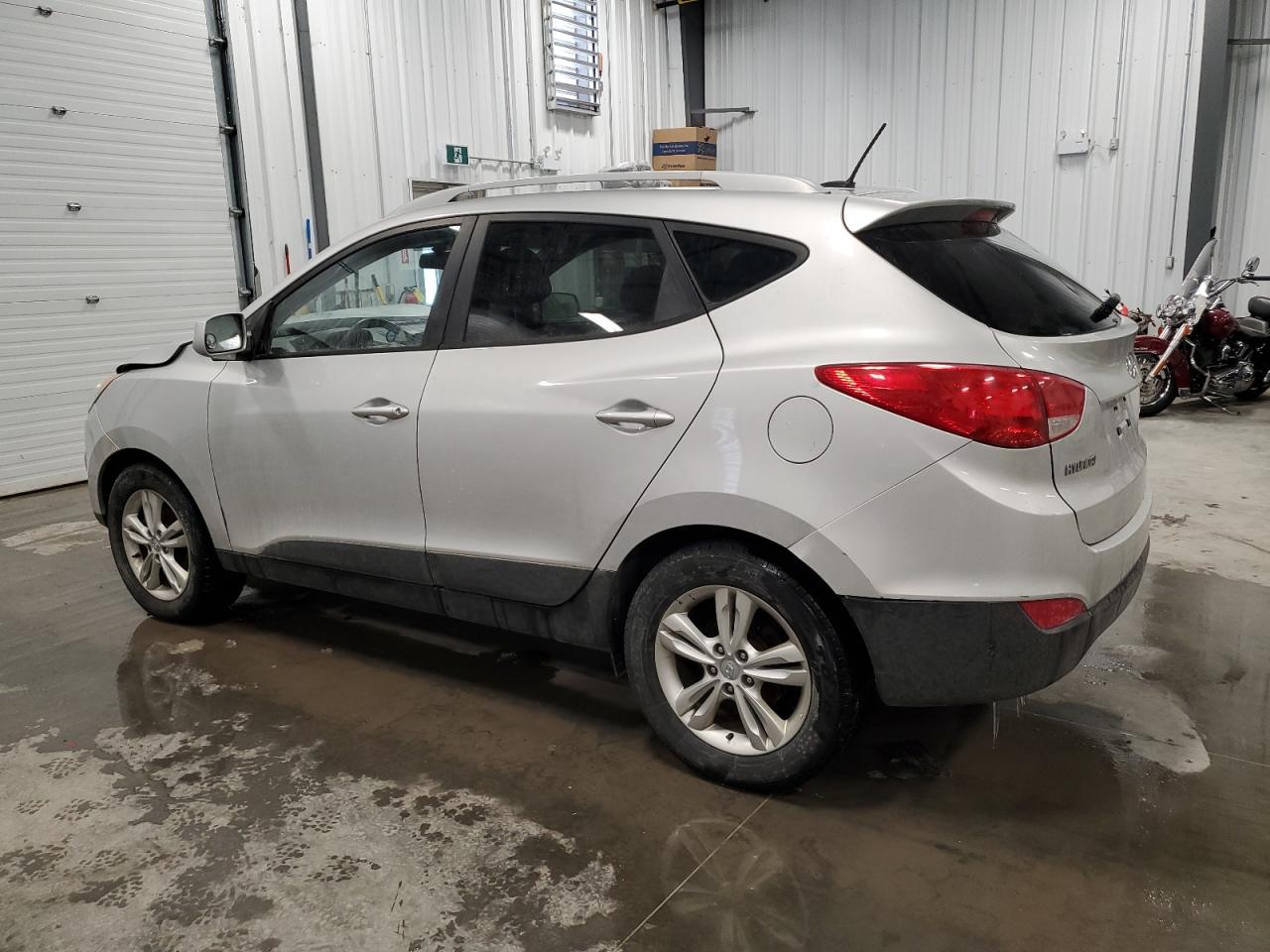 2012 Hyundai Tucson - Image 2