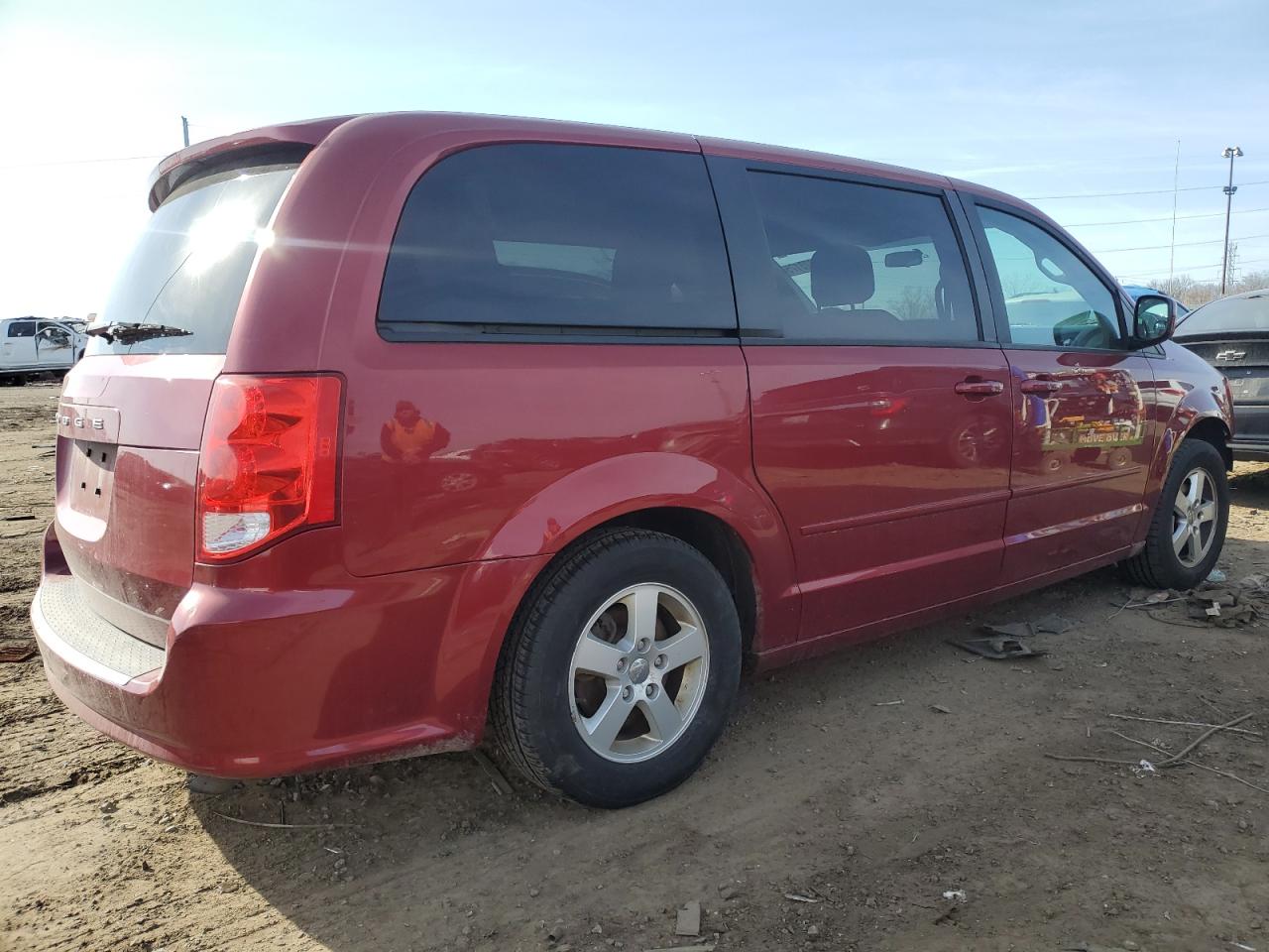 2011 Dodge Caravan - Image 3