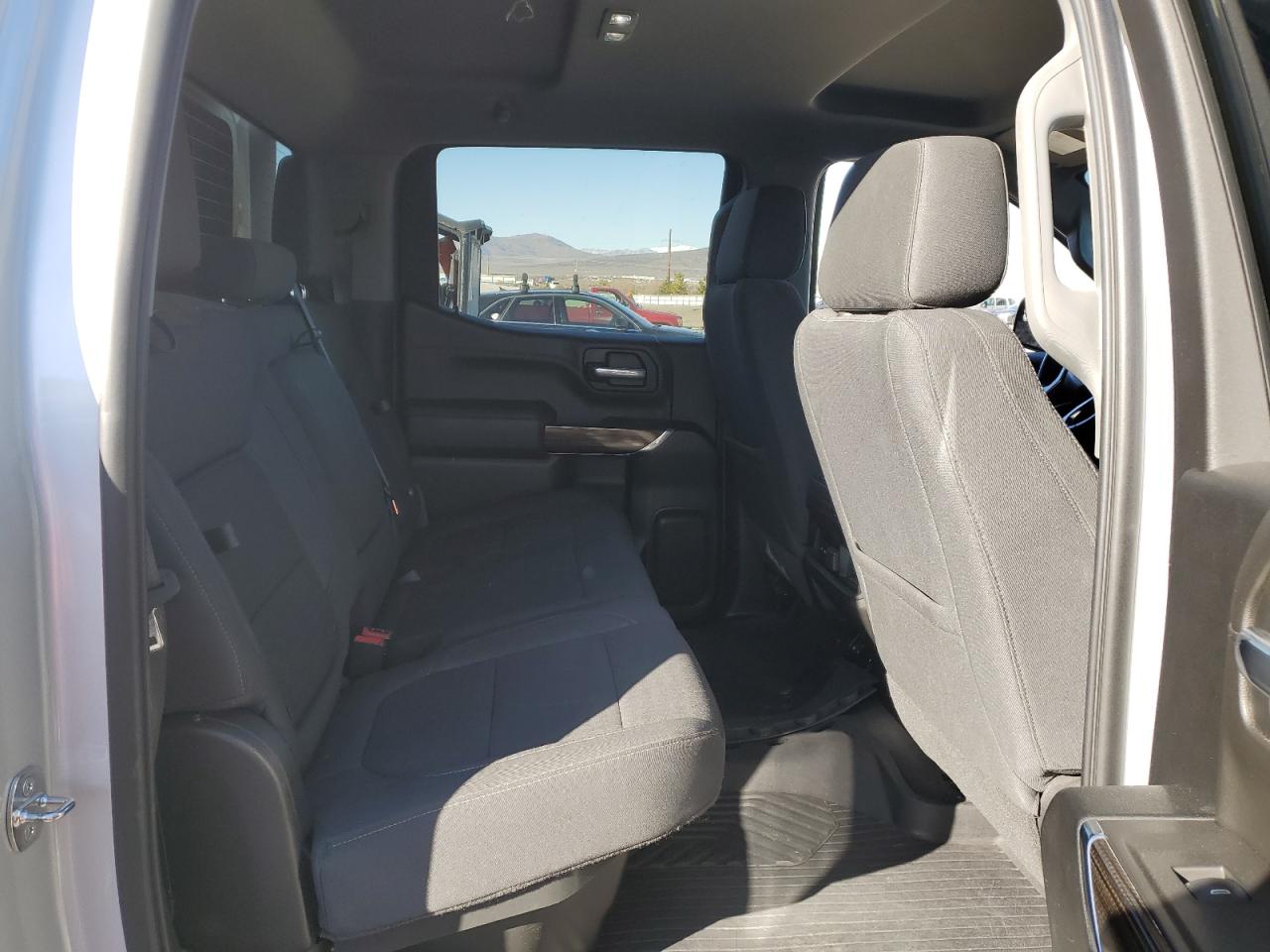 2021 Chevrolet Silverado - Image 10