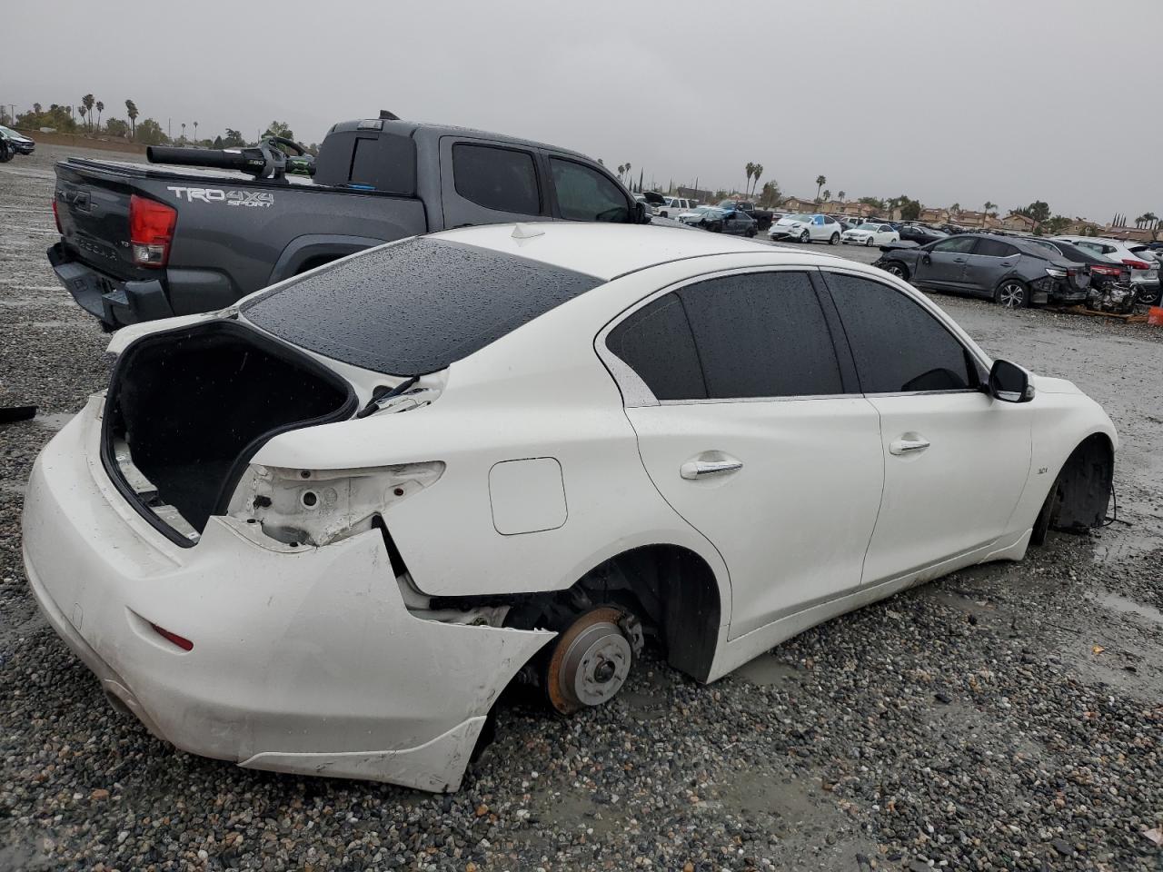 2017 Infiniti Q50 - Image 3