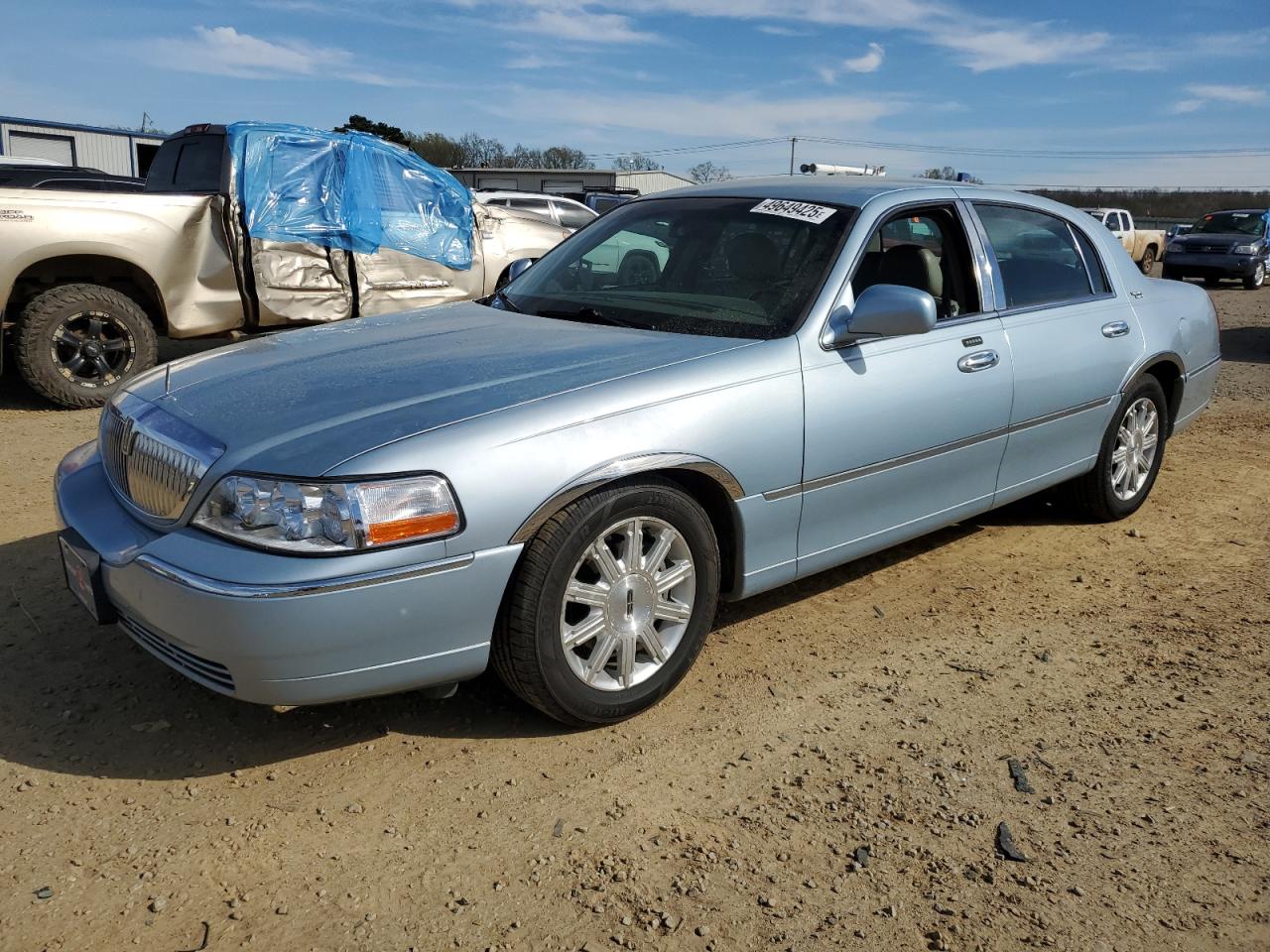 2010 Lincoln Town Car Signature Limited للبيع في Conway، AR - Side