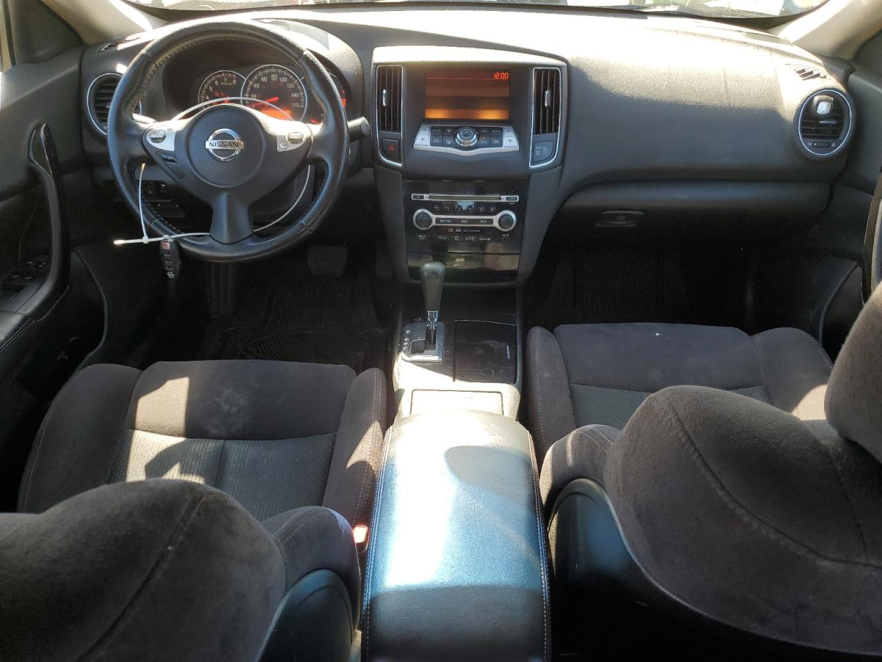 2009 Nissan Maxima - Image 8