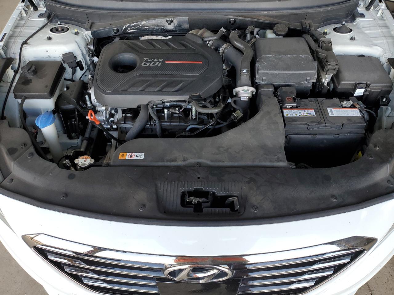 2015 Hyundai Sonata - Image 11
