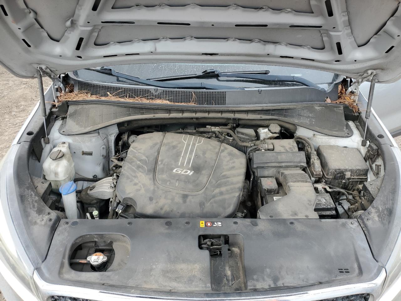 2016 Kia Sorento - Image 12