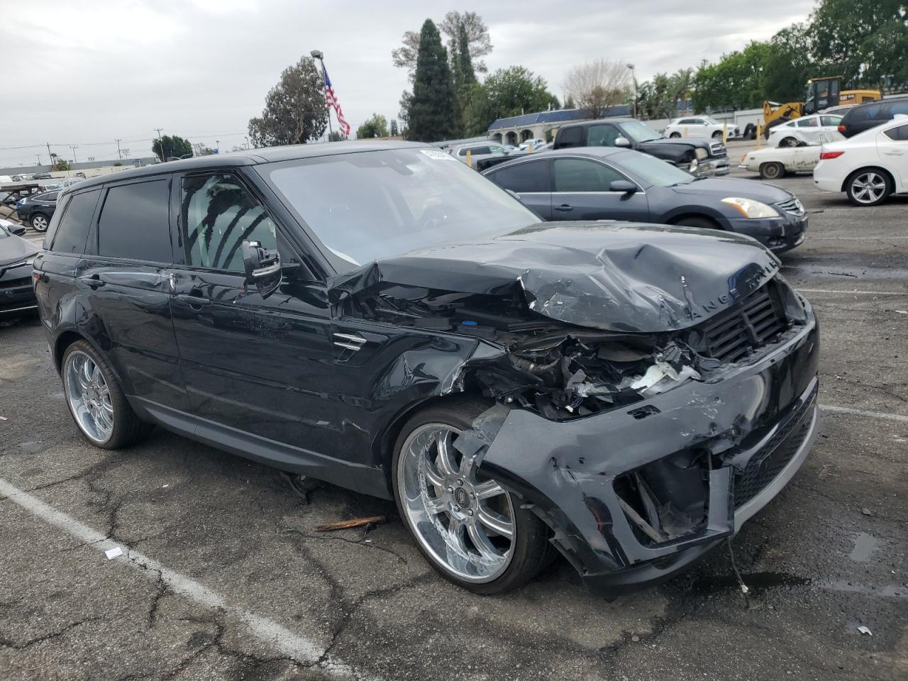 2019 Land Rover Range Rover - Image 4
