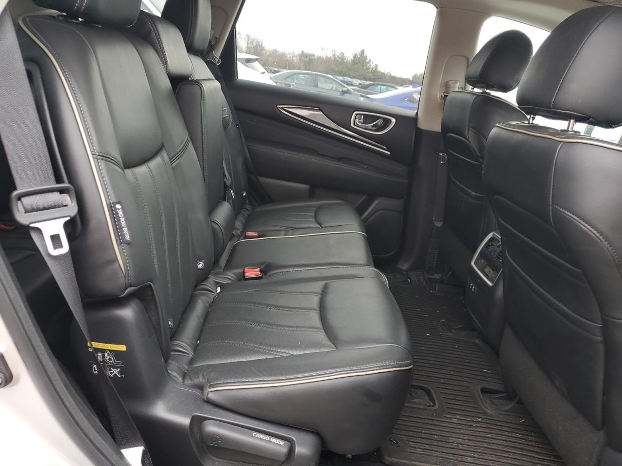 2020 Infiniti QX60 - Image 11