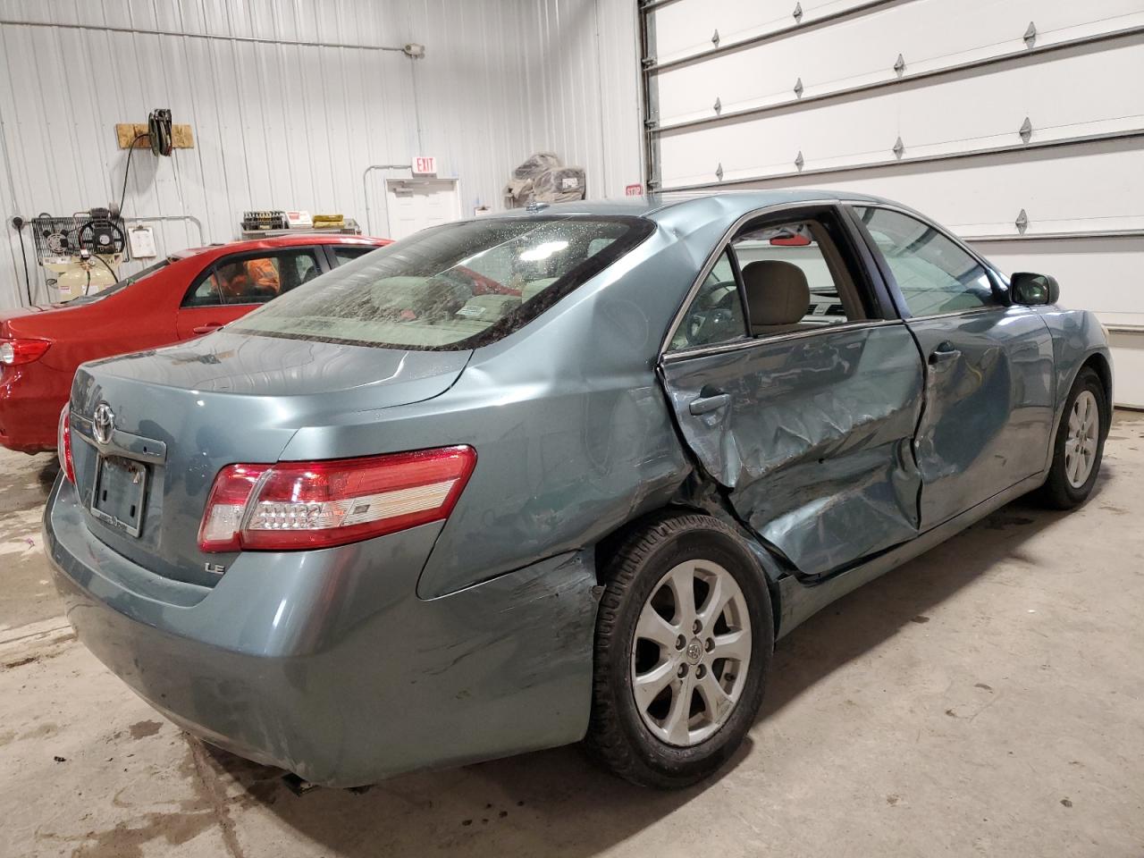 2011 Toyota Camry - Image 3