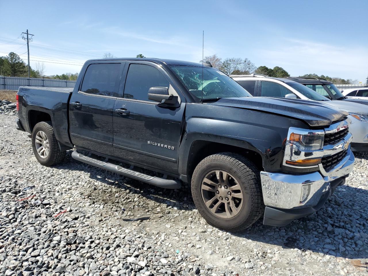 2017 Chevrolet Silverado - Image 4