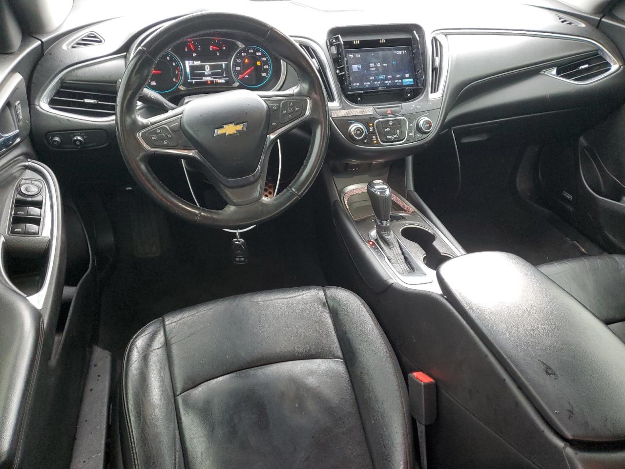 2016 Chevrolet Malibu - Image 8