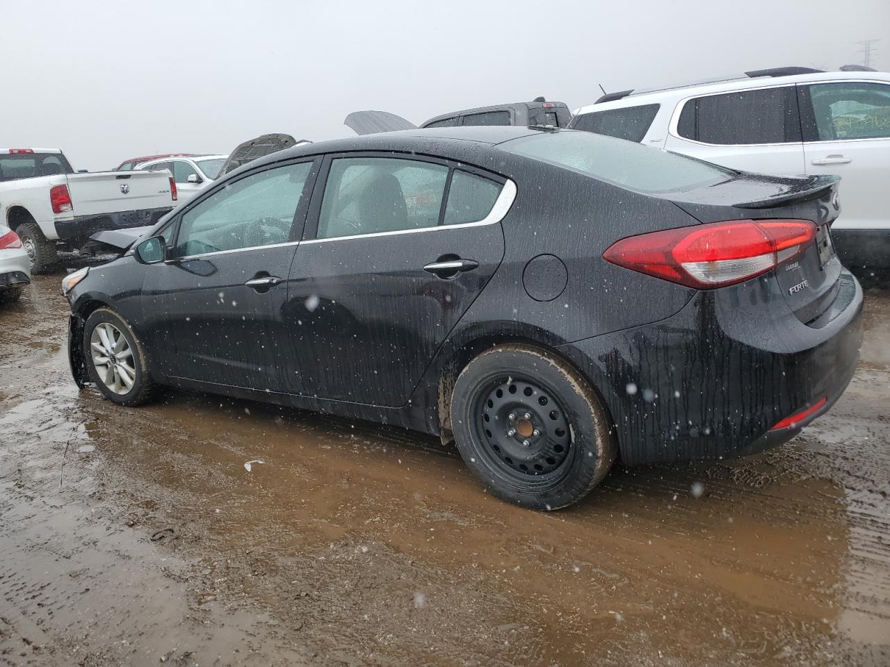 2017 Kia Forte - Image 2