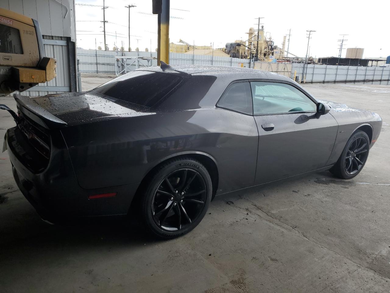 2016 Dodge Challenger - Image 3