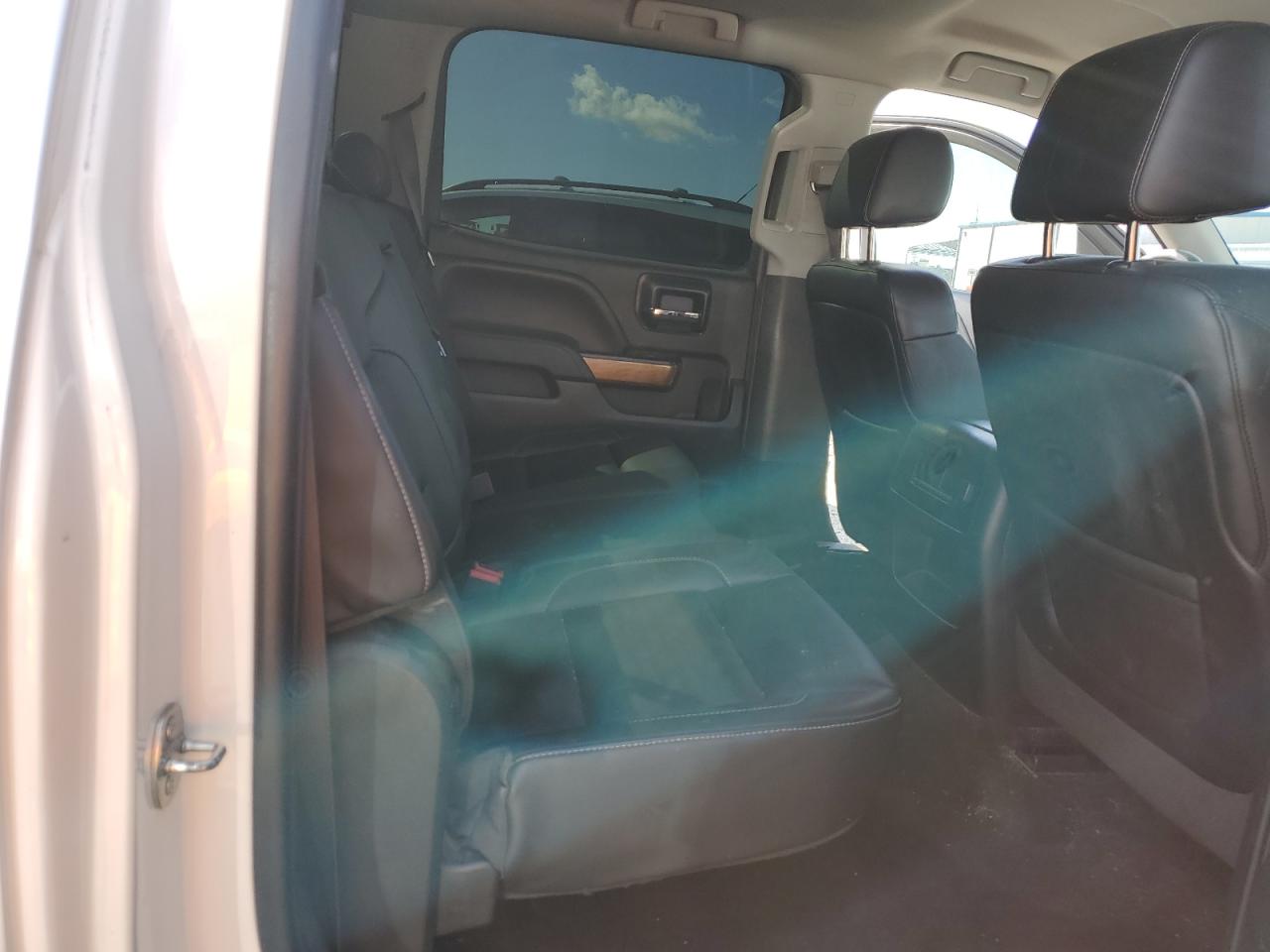 2014 Chevrolet Silverado - Image 10