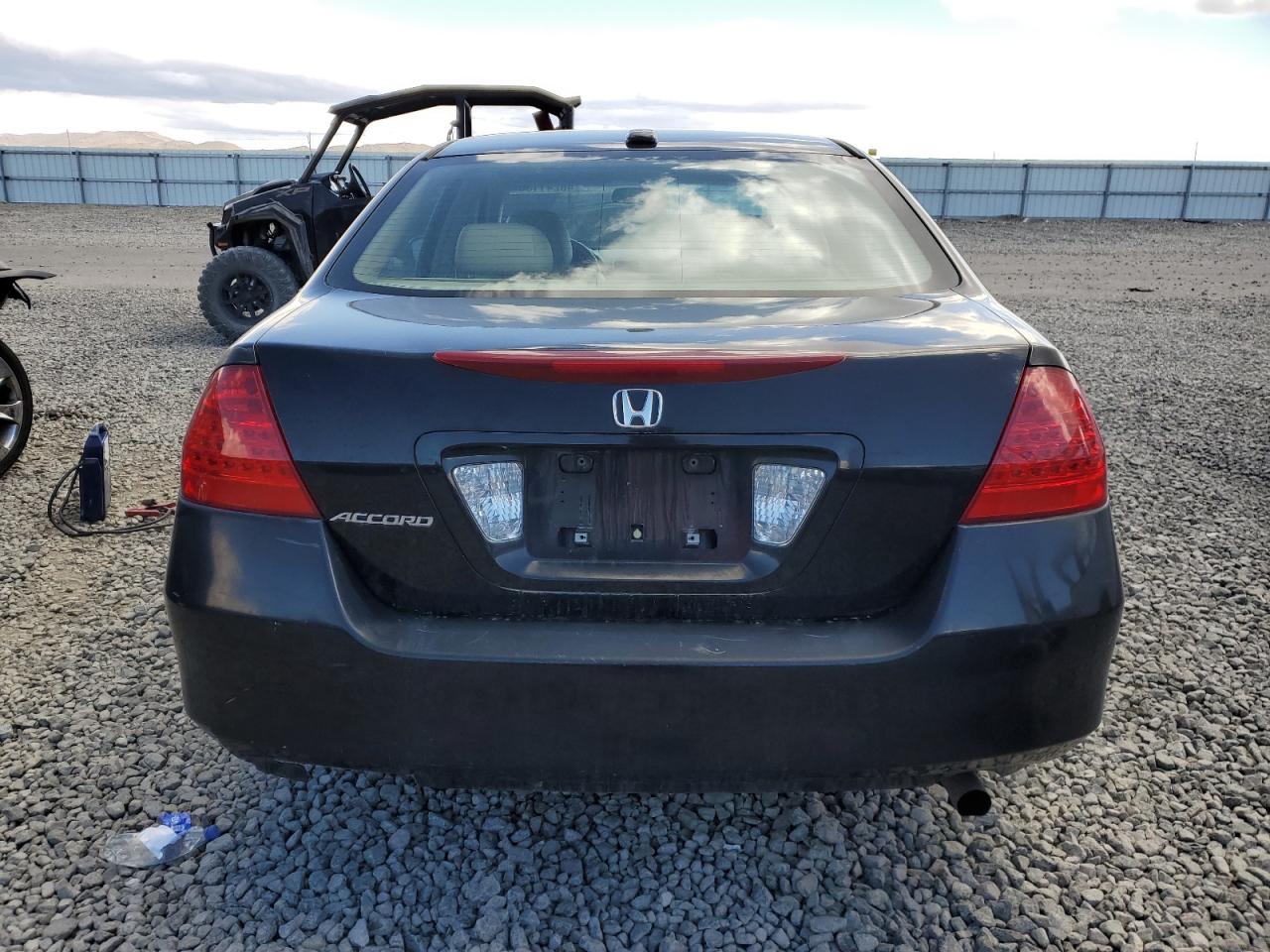 2007 Honda Accord - Image 6