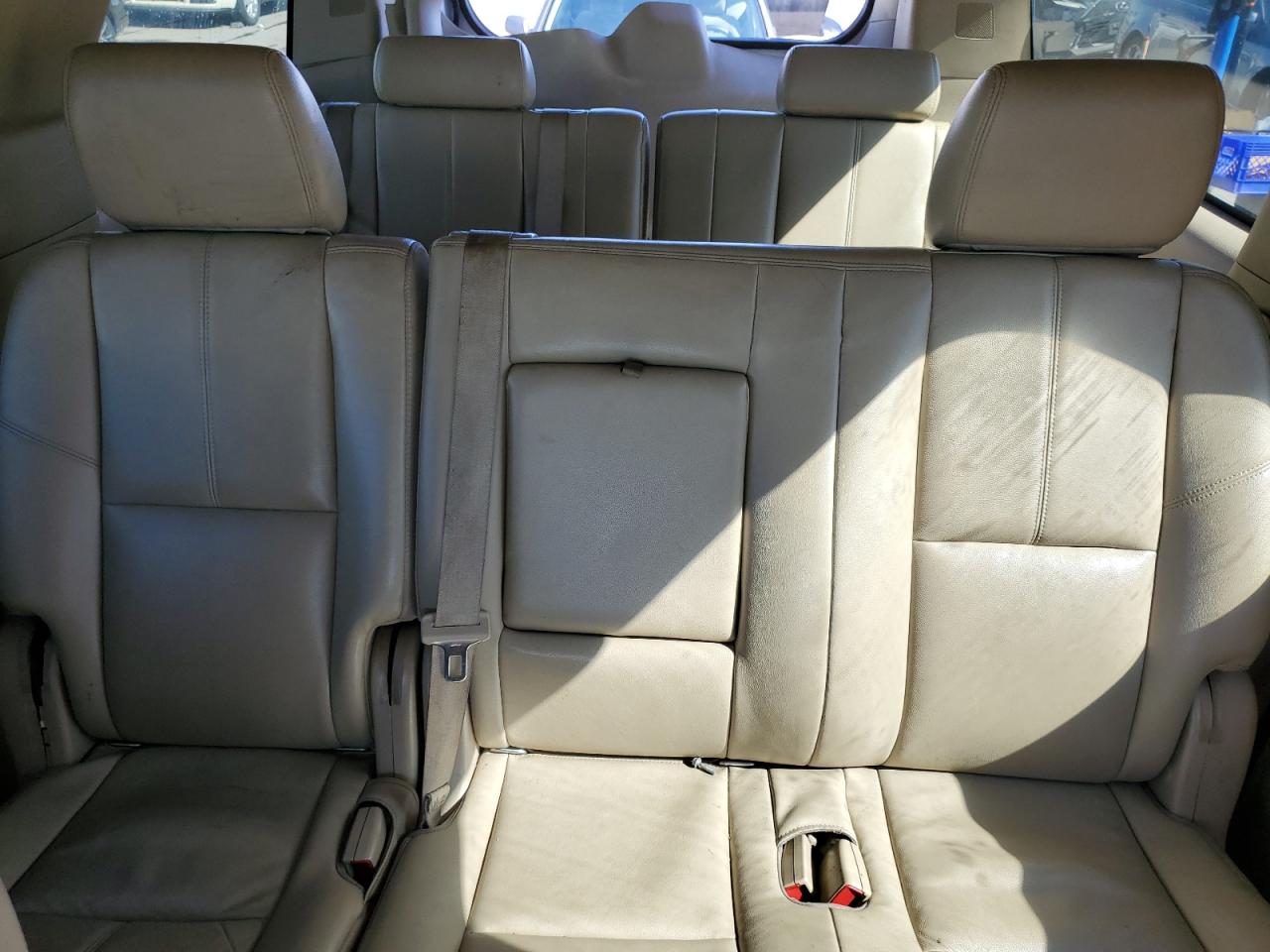 2013 GMC Yukon - Image 10