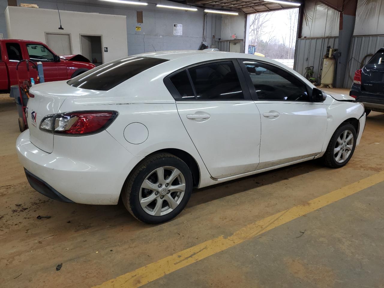 2010 Mazda 3 - Image 3