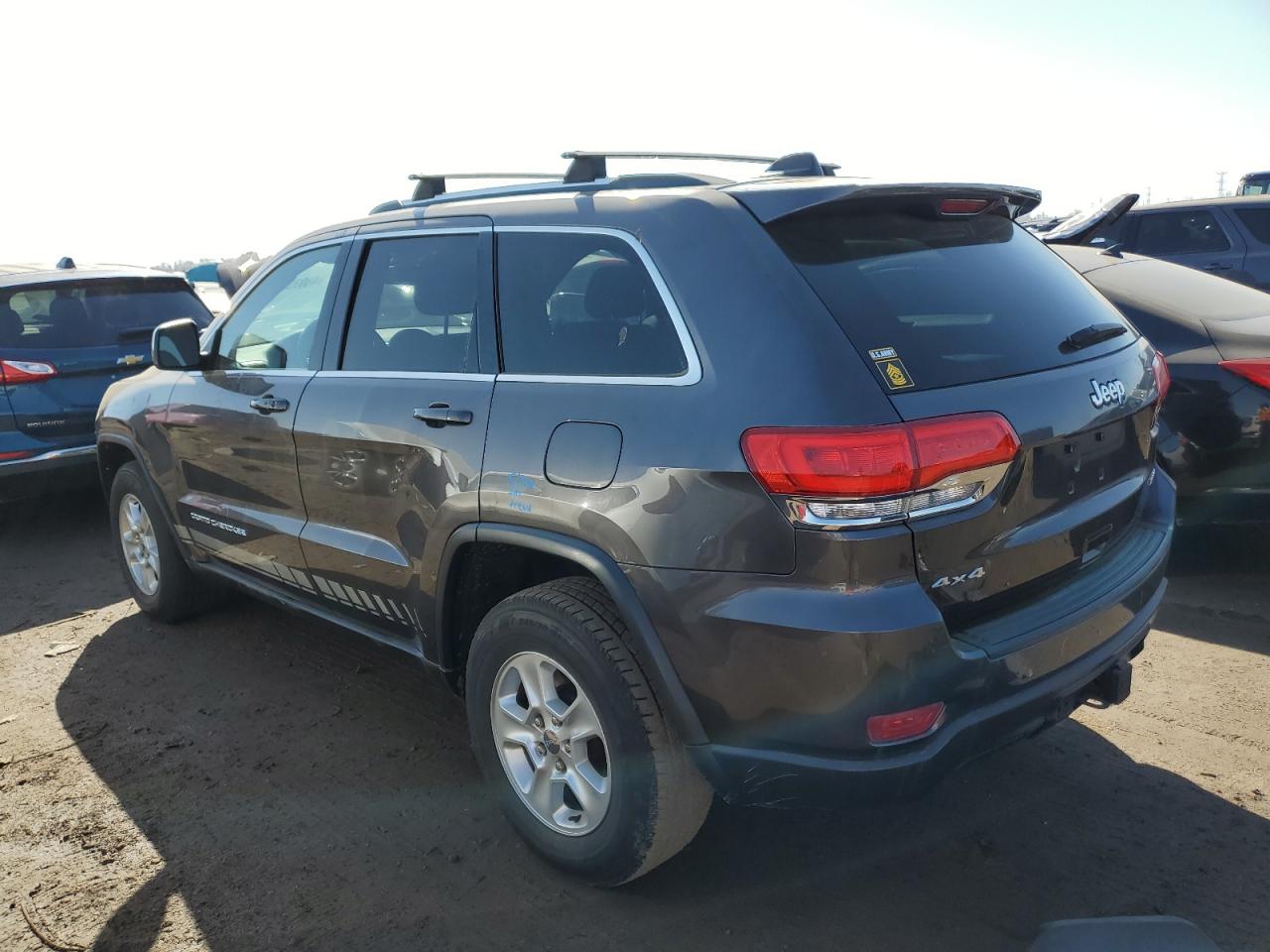2015 Jeep Grand Cherokee - Image 2