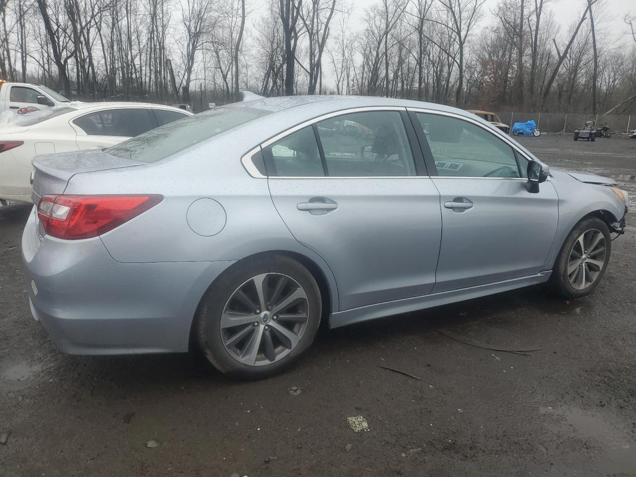 2017 Subaru Legacy - Image 3