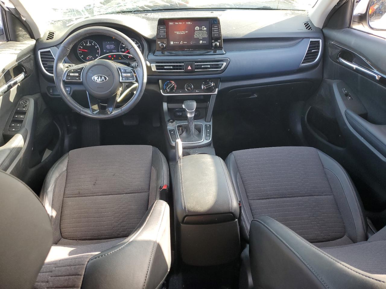 2021 Kia Seltos - Image 8