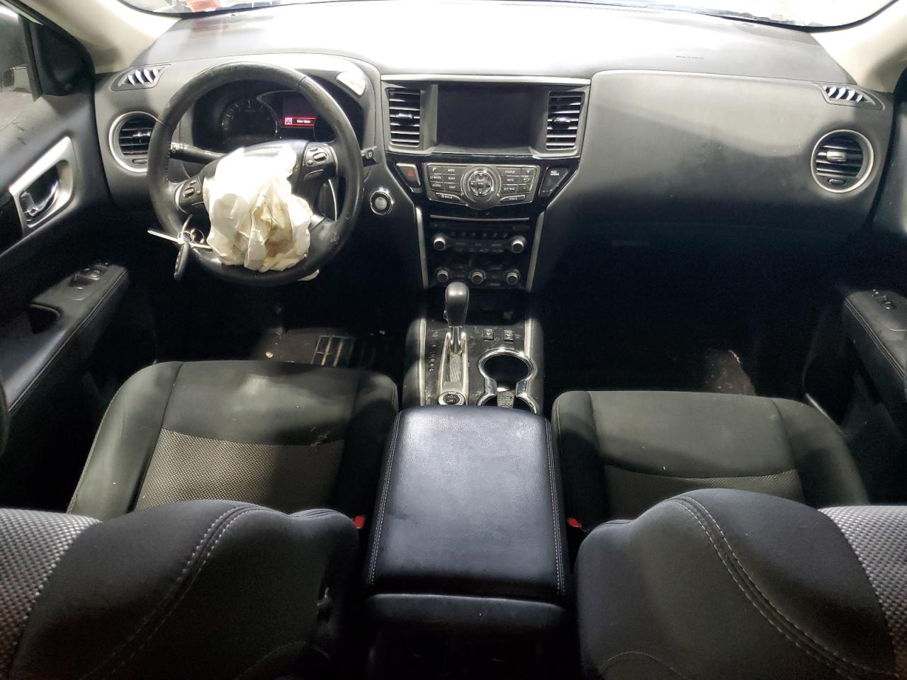 2019 Nissan Pathfinder - Image 8