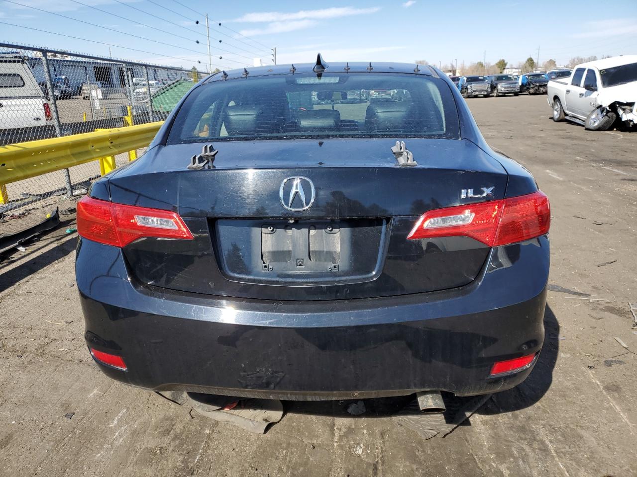 2015 Acura ILX - Image 6