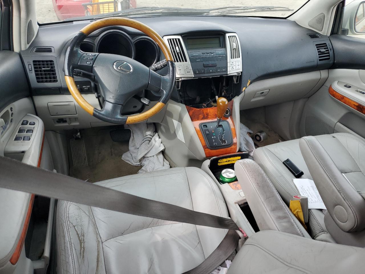 2005 Lexus RX - Image 8