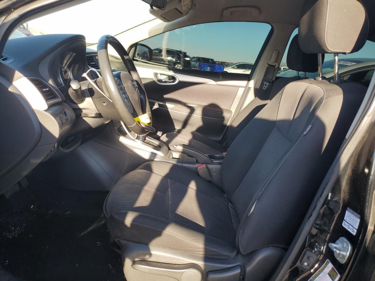 2015 Nissan Sentra - Image 7