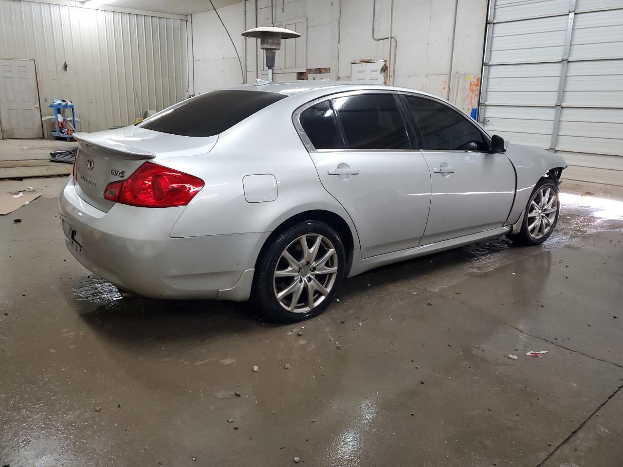 2009 Infiniti G - Image 3
