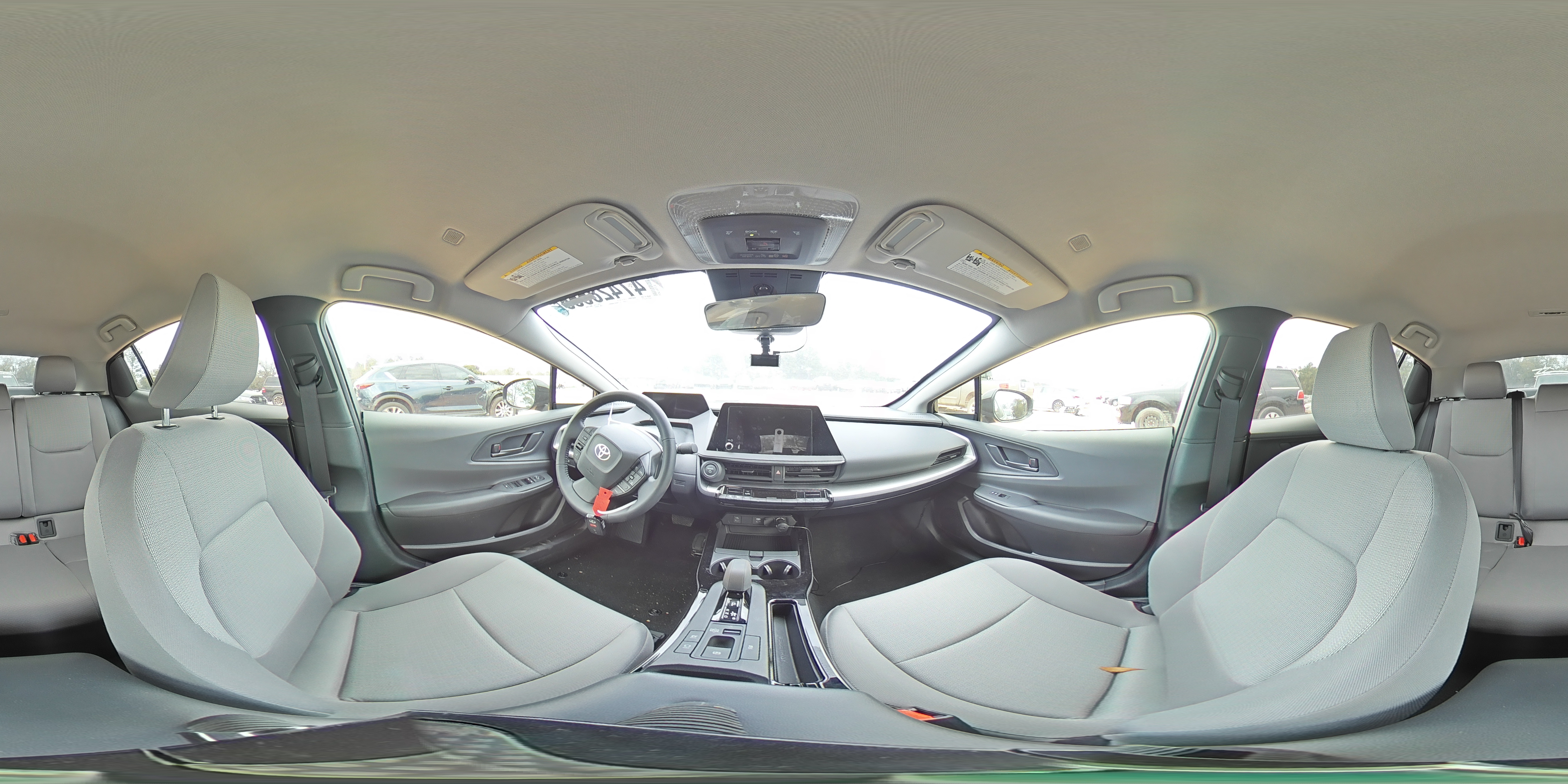 2024 Toyota Prius - Image 13