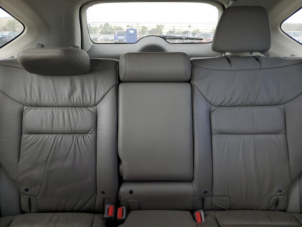 2013 Honda CR-V - Image 10
