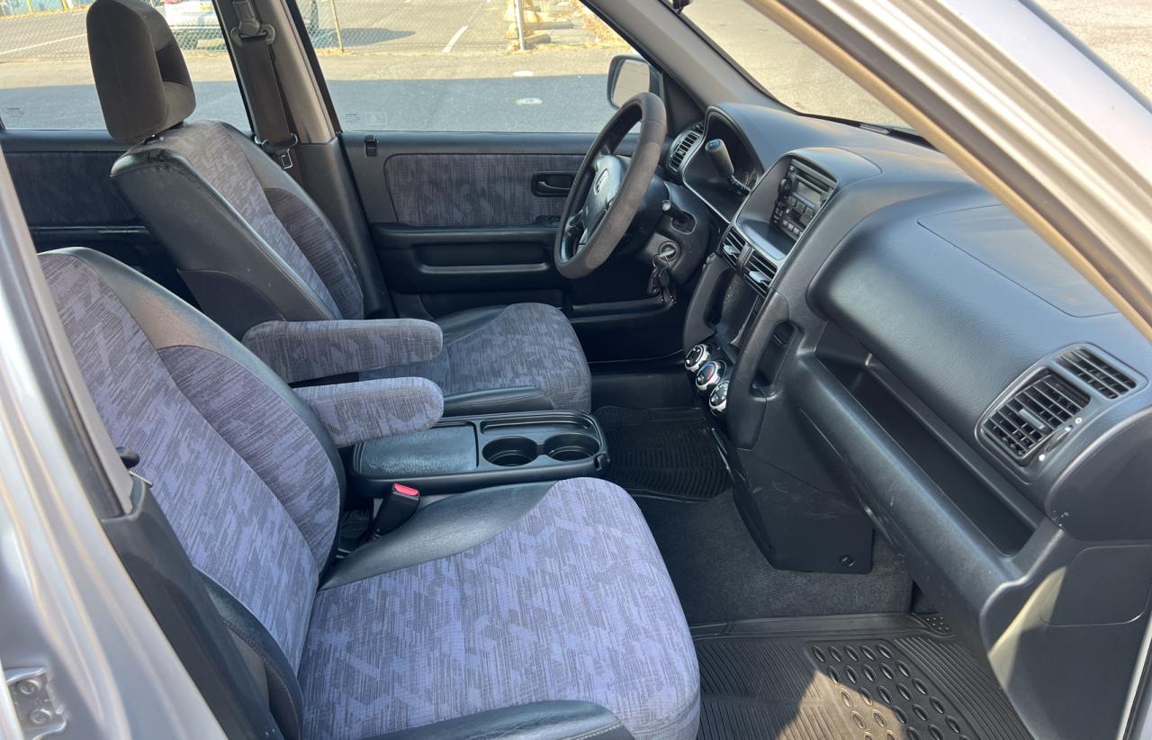 2002 Honda CR-V - Image 5