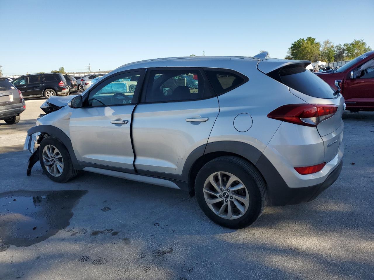 2018 Hyundai Tucson - Image 2