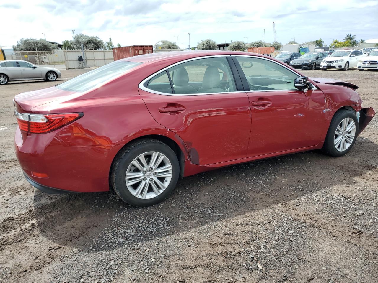 2013 Lexus ES - Image 3