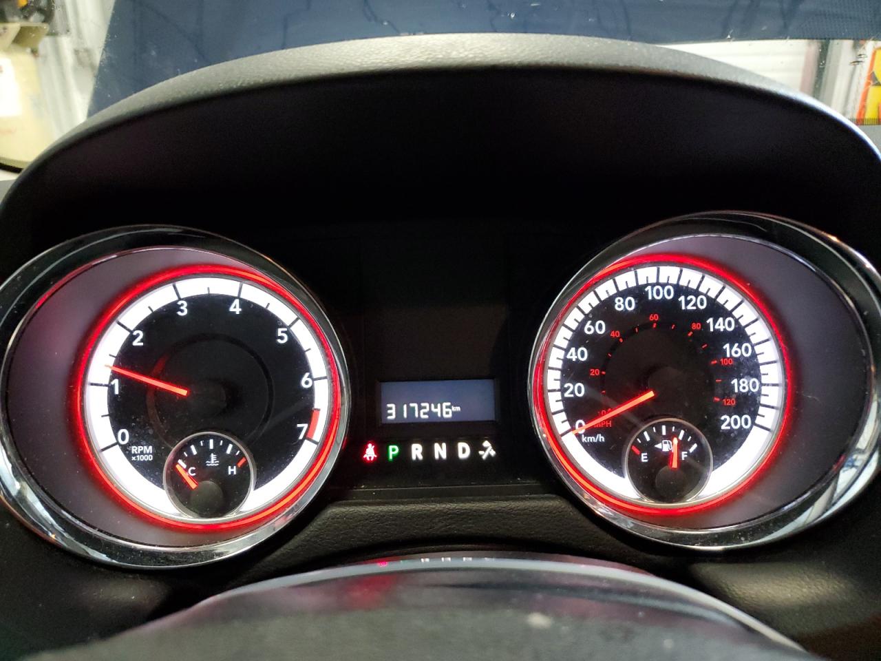 2014 Dodge Caravan - Image 9