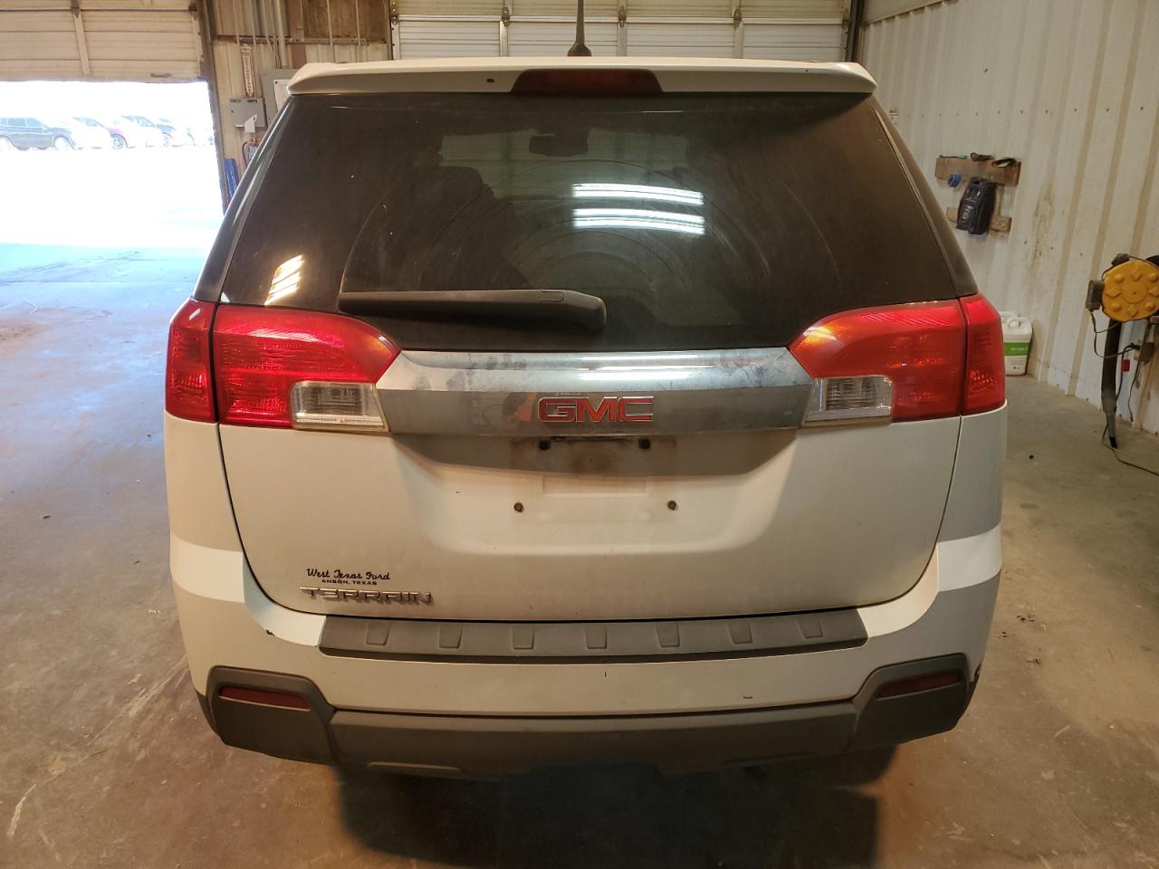 2011 GMC Terrain - Image 6