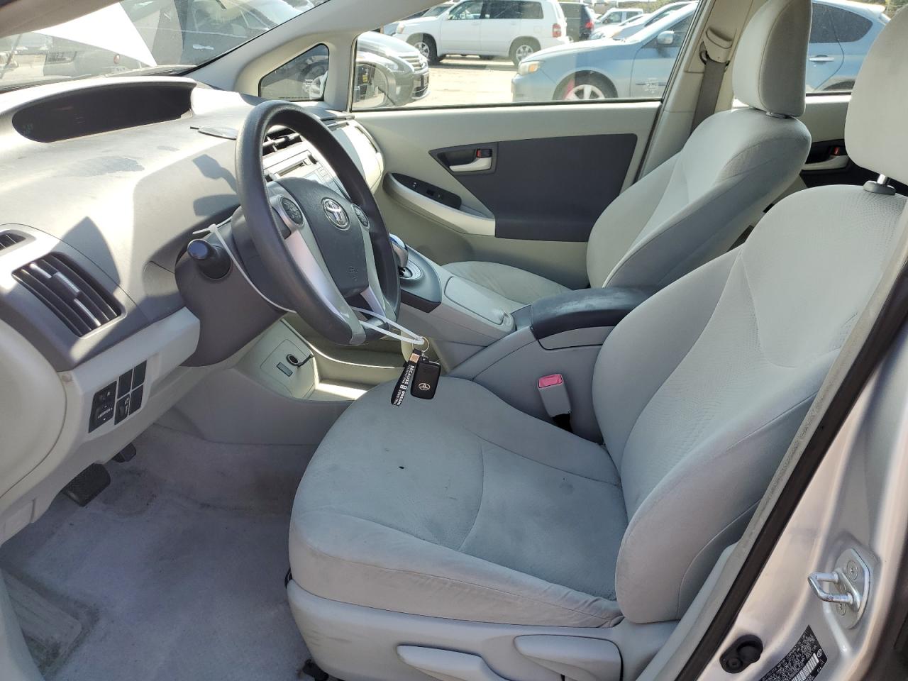 2011 Toyota Prius - Image 7