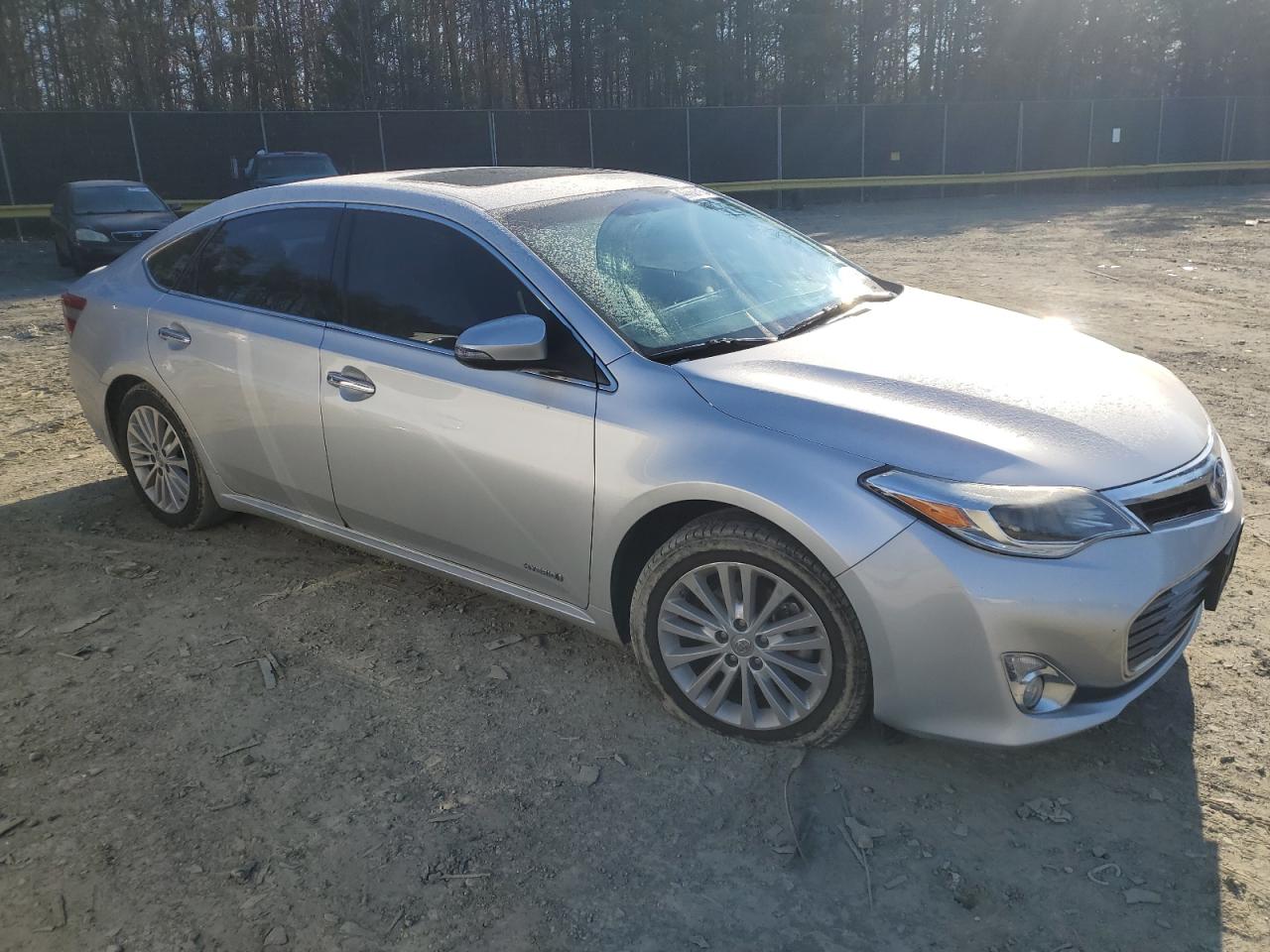 2013 Toyota Avalon - Image 4