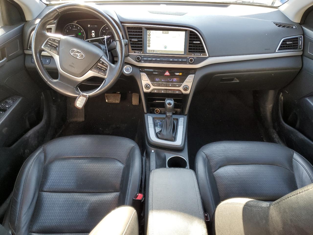 2017 Hyundai Elantra - Image 8