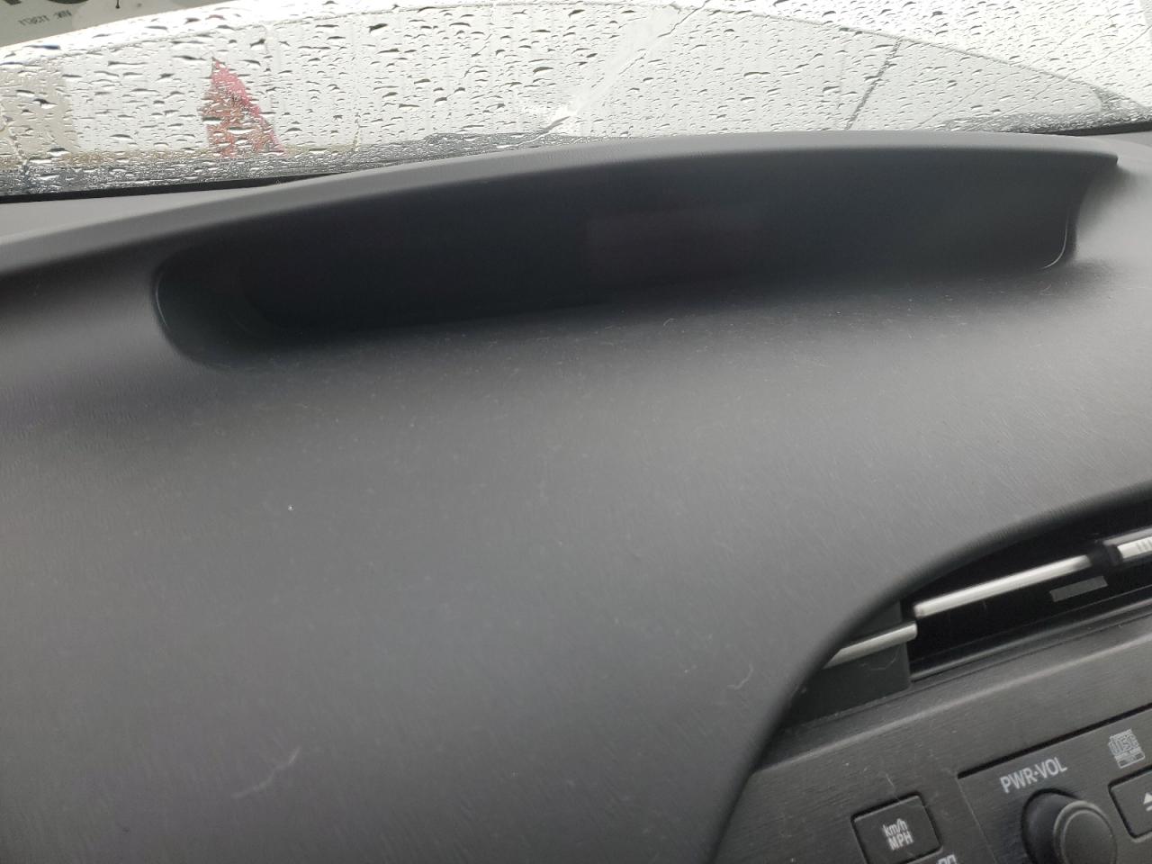 2010 Toyota Prius - Image 9