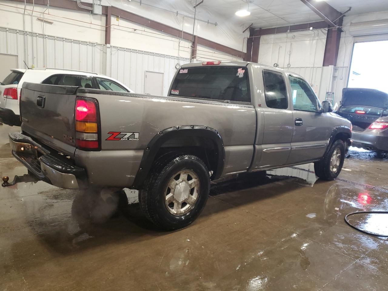 2007 GMC Sierra - Image 3