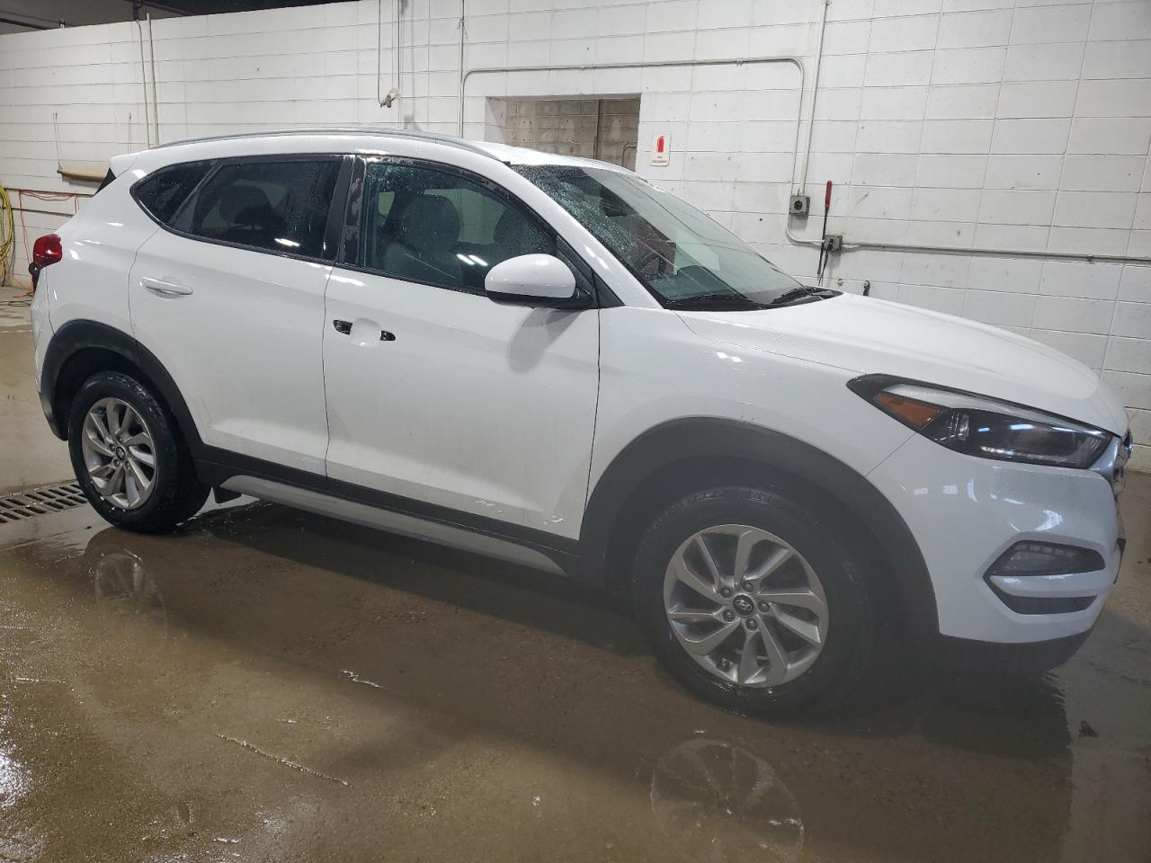 2018 Hyundai Tucson - Image 4
