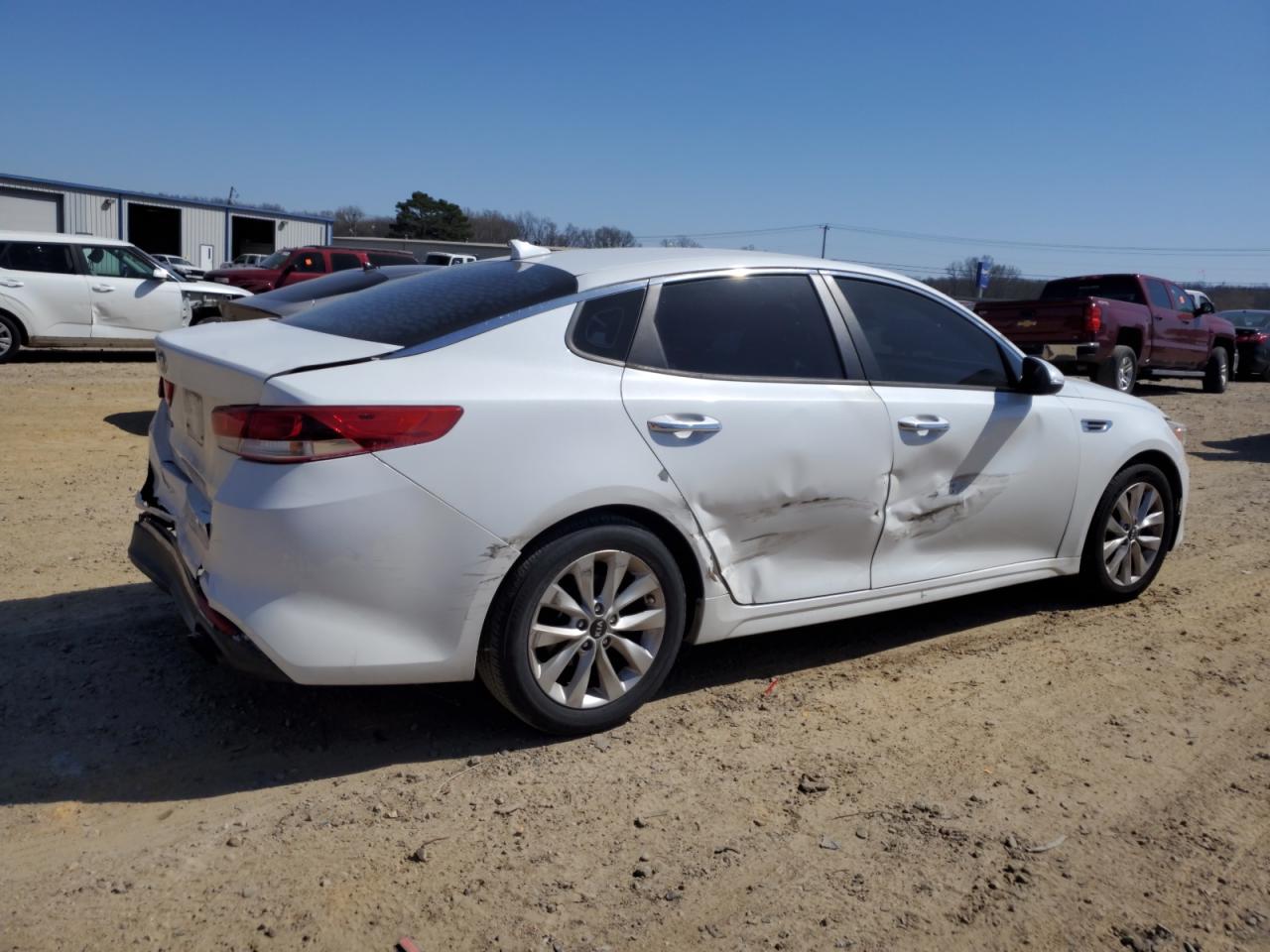 2016 Kia Optima - Image 3
