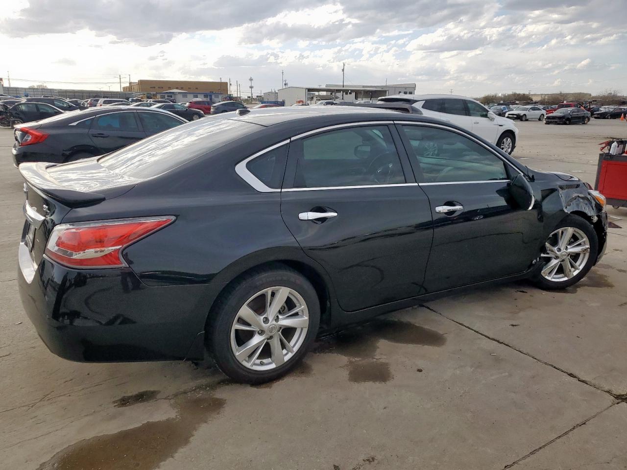 2015 Nissan Altima - Image 3