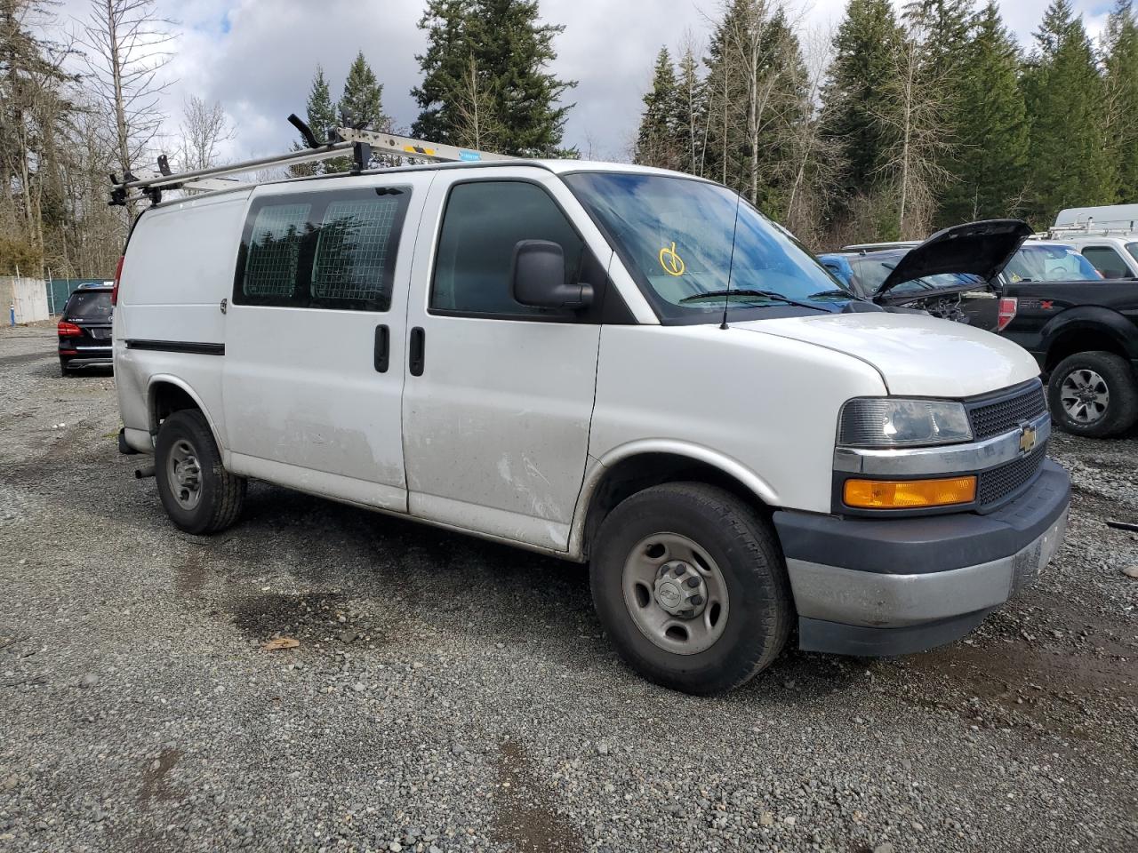 2018 Chevrolet Express - Image 4