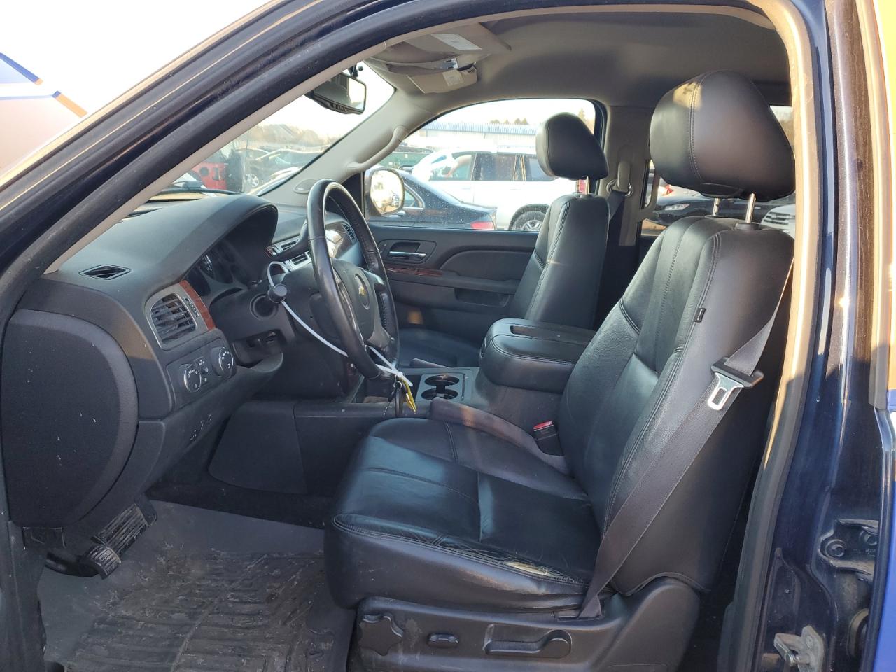 2012 Chevrolet Avalanche - Image 7