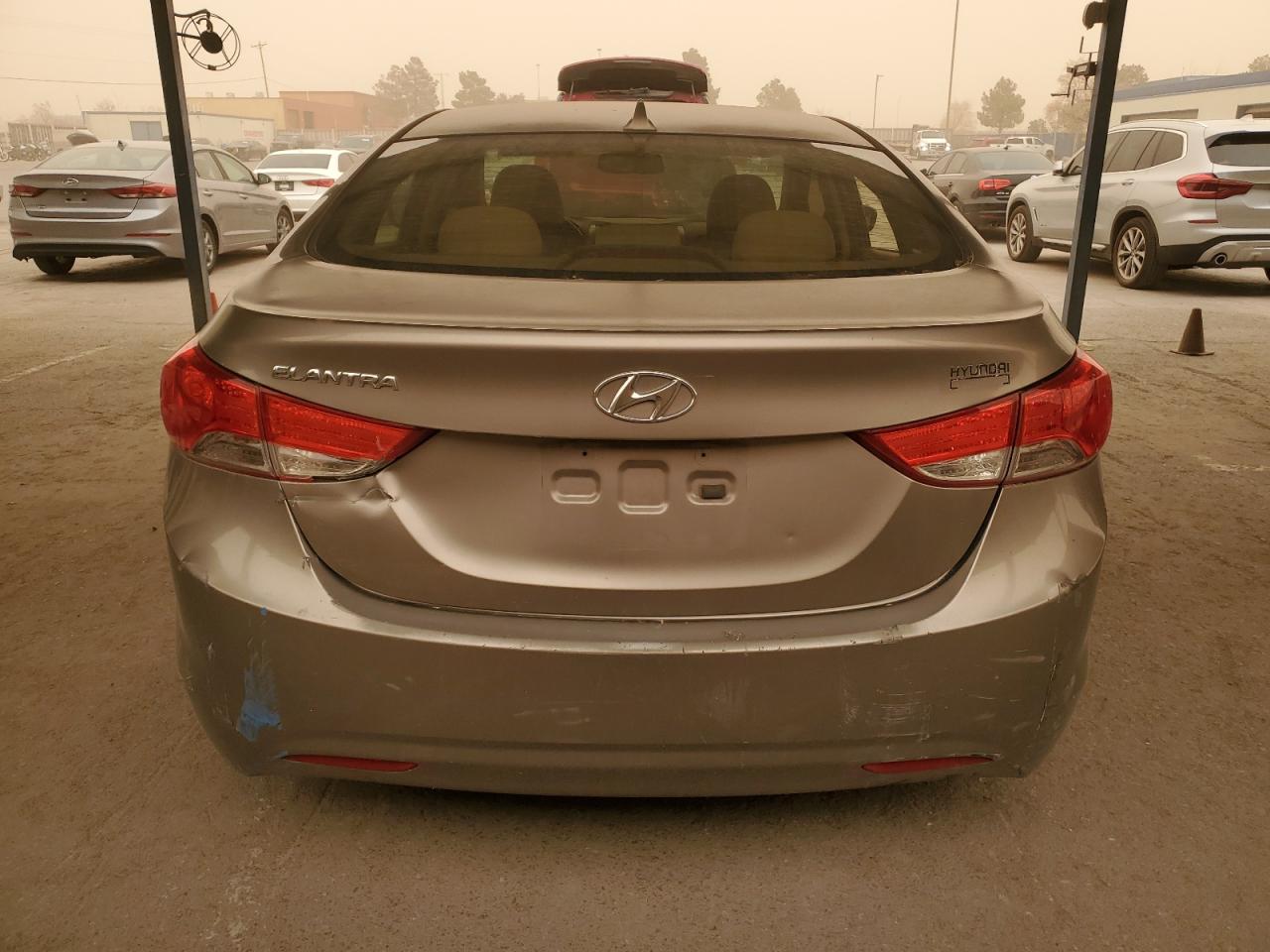 2013 Hyundai Elantra - Image 6